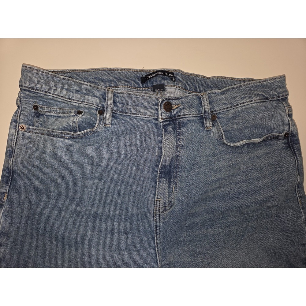 Calvin Klein Jeans Womens 14 Light Blue Denim Cotton Stretch Relaxed Fit Pockets - Picture 6 of 12
